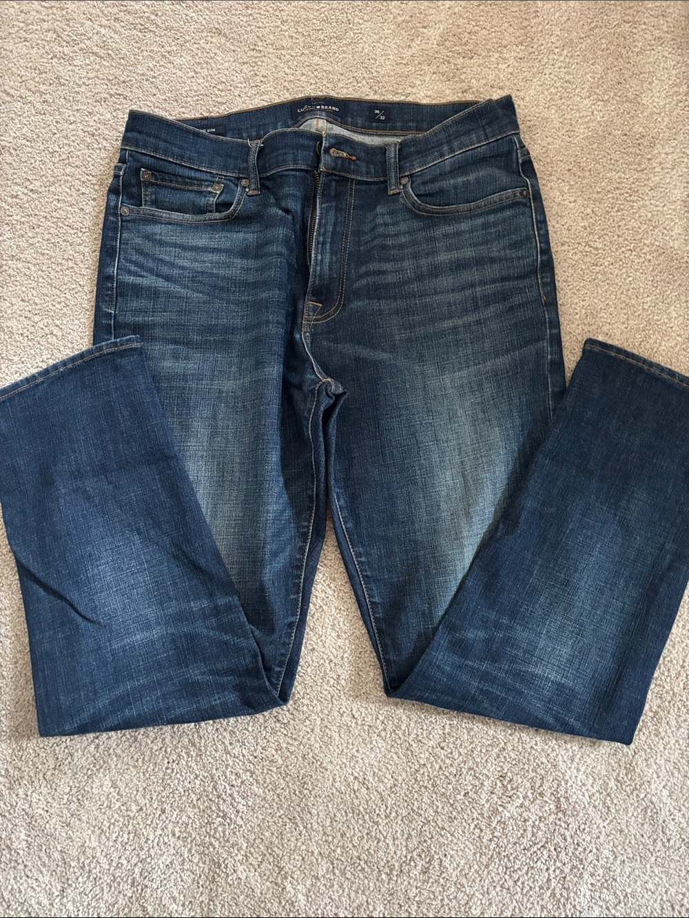 NWT Lucky Brand 401 Athletic Slim Men’s Jeans 36/32